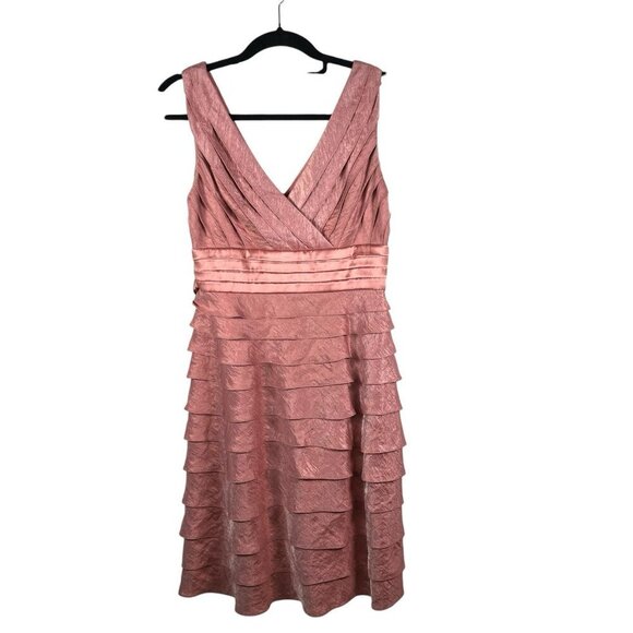 Adrianna Papell Sleeveless Double V-Neck Shutter Pleat Tiered Midi Dress Size 8‎ - Picture 1 of 13